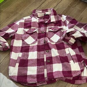 Like new Mulberry plaid Shacket. Large